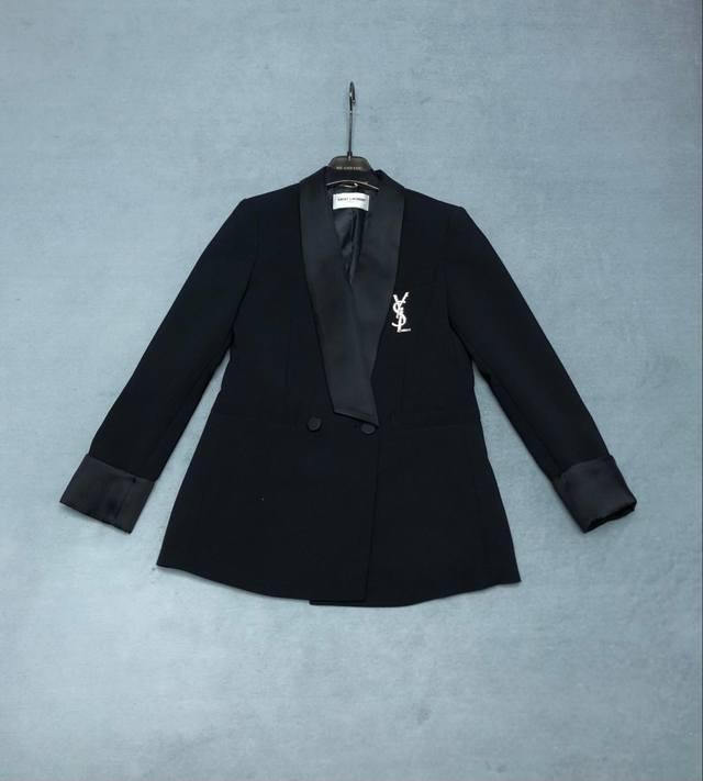 秋冬新款 圣罗兰西装外套 经典黑色百搭 上身超洋气 高品质 尺码sml