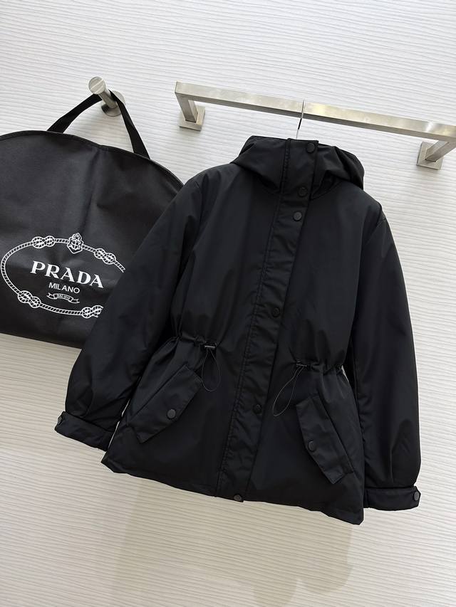 一套销售 Ddd Prada 普拉达2023Ss秋冬新款男士商务羊毛套西 超高端顶尖一线成衣手工系列 西装领域里的佼佼者 世界公认的顶级面料和工艺水平 高密度支