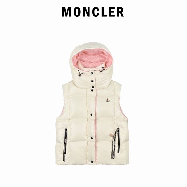 Moncler 拉链开合设计 章仔logo袖标 脖领与肩部衣身拼接设计 两侧拉链开合插兜口袋 颜色:黑色 Ddd 尺码 12345 Ddd