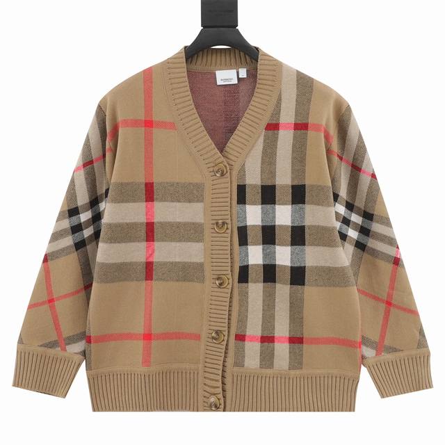 Burberry 巴宝莉 2023Ss秋冬新款圆领长袖卫衣 超级经典的具有代表性的卫衣 款式 绝佳的上身性能 百搭之选 原版丝线刺绣logo徽标 内里高克重拉绒