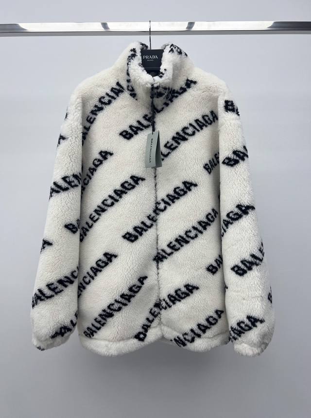 Balenciag*字母满logo泰迪外套 牛货爆款 一直翻单的款 Fil小白 朱一龙 杨超越同款 短款小字母提花夹克 Fluffy Logo Zip Up J