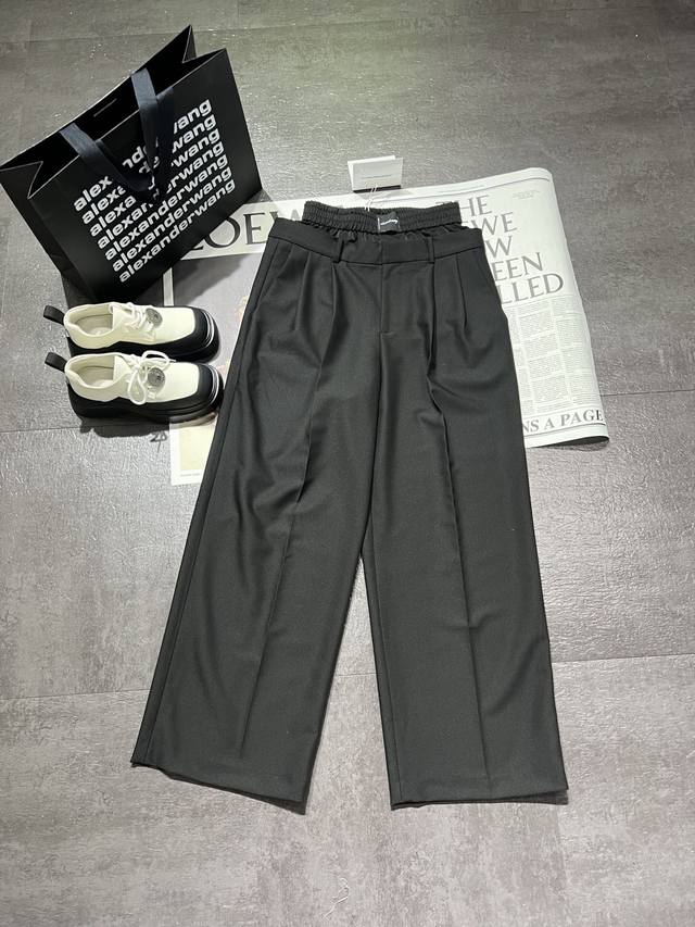 原版开发[早春新品]Alexanderwang*亚历山大王徽标短裤腰身低腰精裁长裤出货 麻豆身上一套都有出哟 超高品质 上身精致时尚 双腰头 拼接丝缎面料 一出