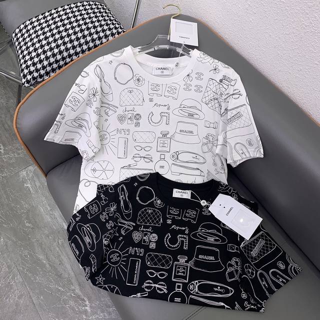 Chanel2024春夏新款小香风时尚品类印花logo字母t恤！黑色 白色sml