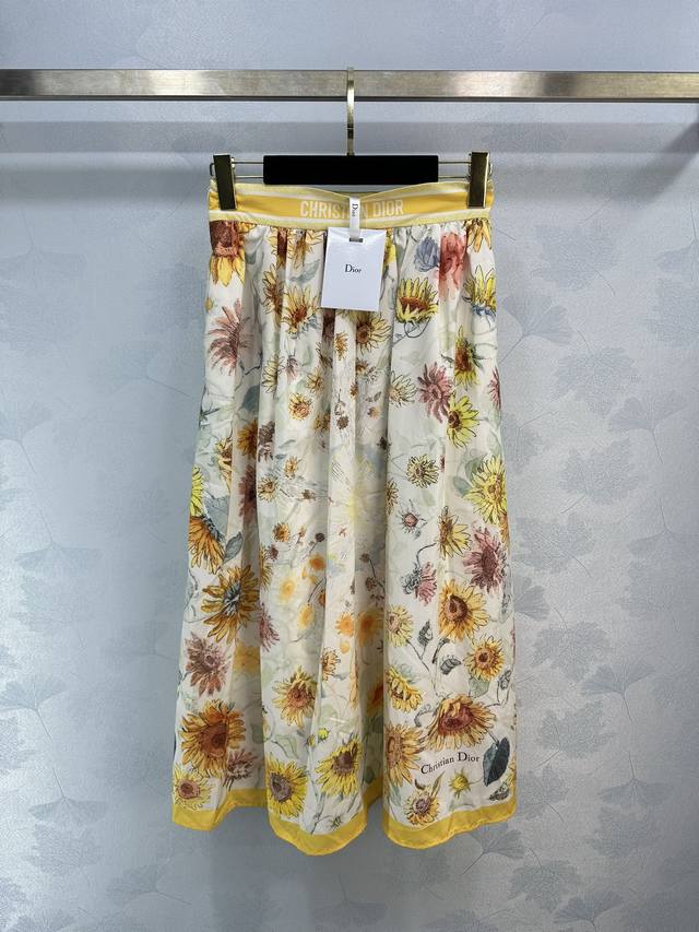 Dio*夏季新款印花半裙长款优雅又灵动搭配向日葵印花特别有夏日氛围出游首选 1色3码sml。