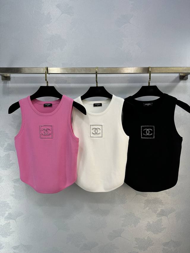 Chane*夏季新款针织上衣 极简设计高级又百搭 Logo原属超级别致慵懒又时髦 3色3码sml。