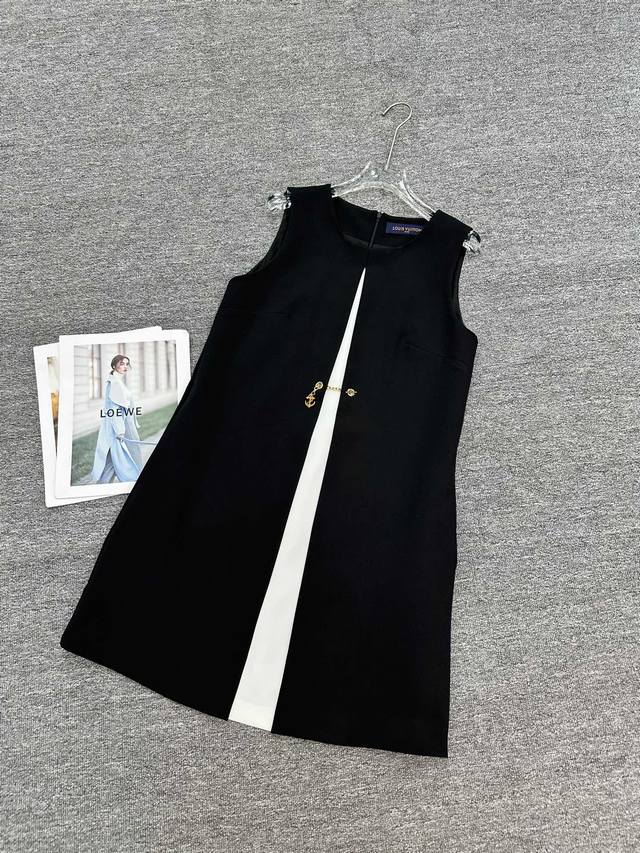Louis Vuitto* 24Ss春夏新款连衣裙 高品质 百搭单品 单色三码sml
