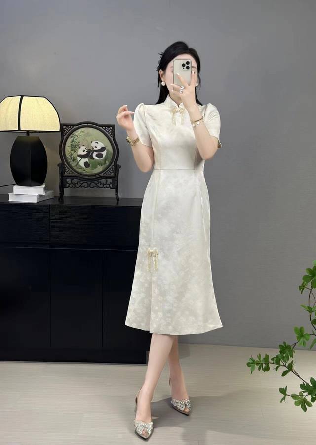 连衣裙 新中式国风专柜品女神必备上身超级减龄连衣裙p超级爆款！码数：Smlxl