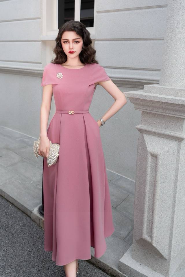 夏季连衣裙 品牌：迪奥系列 颜色：黑色，紫色，粉色，红色，玫红 码数：S～Xxxl