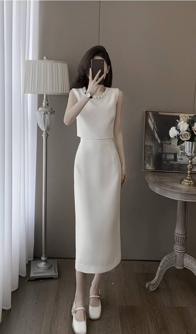 白色珍珠小香风套装 时尚洋气无袖高级感气质款 上衣半裙两件套 Smlxl
