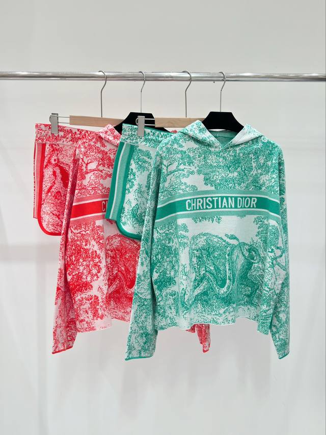 D家 春夏新款 丛林动物字母提花针织套装 颜色：绿色 红色 尺码：36.38.40